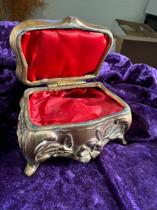 1912 Vintage metal jewelry box casket, trinket box, Niagara Falls souvenir