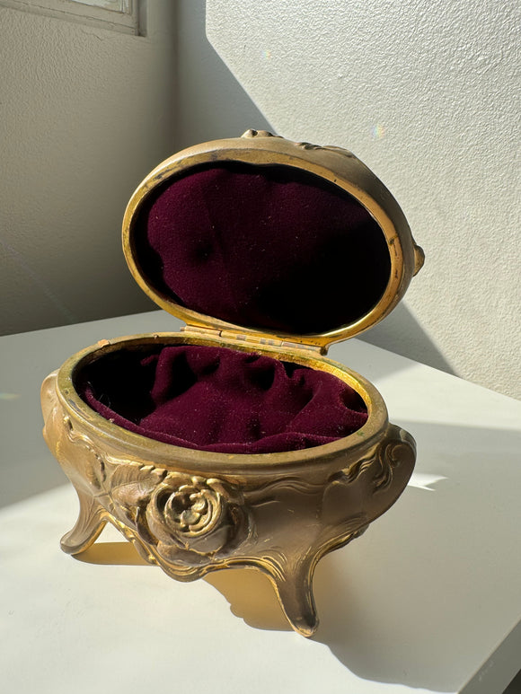 Vintage metal jewelry box casket