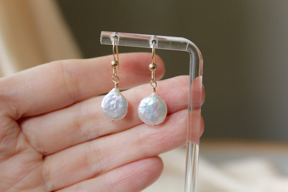 Simple Pearl Earrings